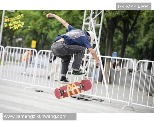 街舞装备选购：滑板推荐